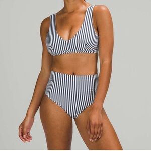 lululemon striped bikini set Waterside V Seersucker *C/D  full coverage support